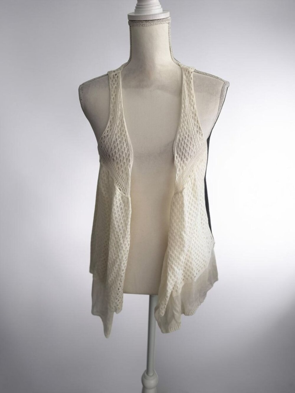 BUFFALO DAVID BITTON Cream Lace Vest Size XS